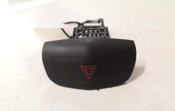 Nissan Primera Hazard light switch 06016