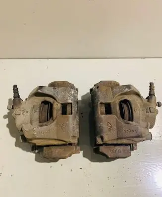 Land Rover Evoque I Front brake caliper 300BJ32