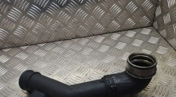 Ford Galaxy Intercooler hose/pipe 7M3145957