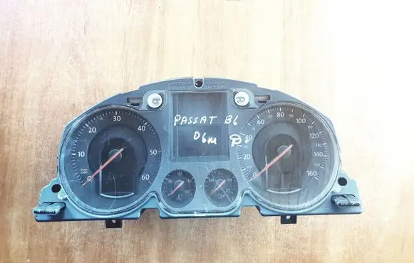 Volkswagen PASSAT B6 Speedometer (instrument cluster) A2C53242455 3C0920960N