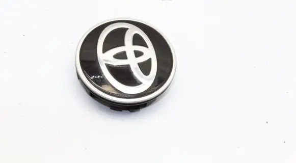Toyota Aygo X R20 wheel hub/cap/trim 426030H010