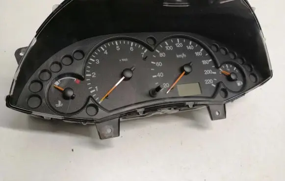 Ford Focus Speedometer (instrument cluster) 98AP10B885AA