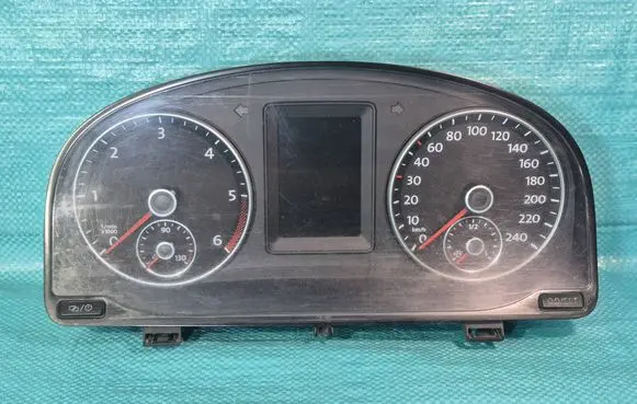 Volkswagen Caddy Speedometer (instrument cluster) 2K0920866A 1319016092