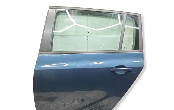 Opel Zafira C Rear door DRZLTZAFC