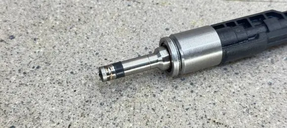 BMW 7 G11 G12 Fuel injector 8638255 13648638255