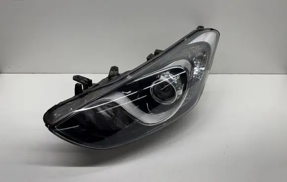 Hyundai i30 Headlight/headlamp 92101A6020