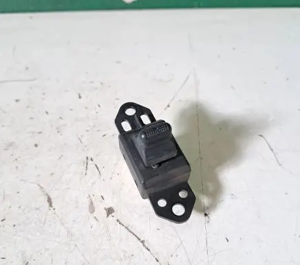 Chrysler Voyager Electric window control switch 04685727AB