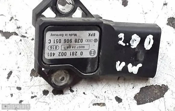 Volkswagen Tiguan Air pressure sensor 038906051C 0281002401