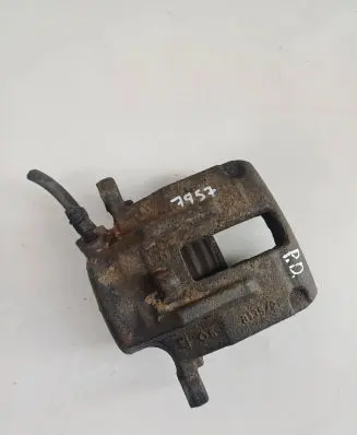 Mercedes-Benz Vaneo W414 Front brake caliper 81352