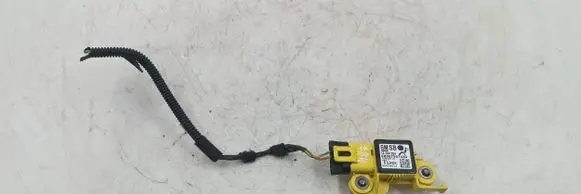 Opel Zafira B Airbag deployment crash/impact sensor 13264084 SB007597439 343149712