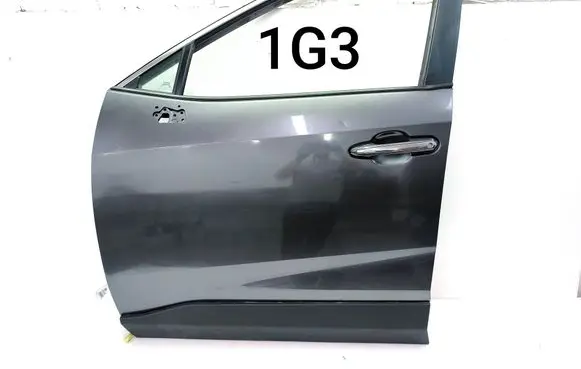 Toyota RAV 4 (XA50) Front door 