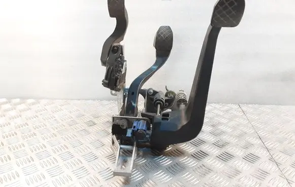 Audi A4 S4 B6 8E 8H Pedal assembly 8E1721316 8EI721523 8E1721140