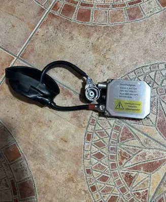 Headlight ballast module Xenon
