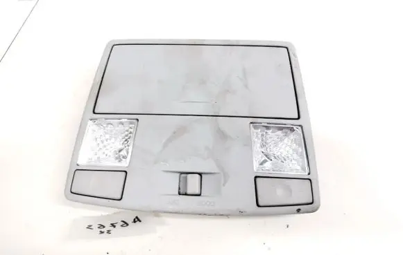 Mazda 5 Front seat light GK2A69970