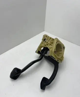 BMW 5 E60 E61 Brake pedal 6759944 14416710