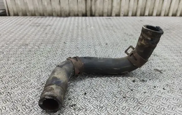 KIA Sportage Engine coolant pipe/hose