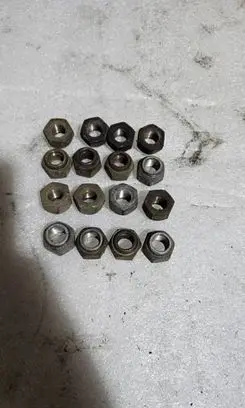 Nissan NV200 Wheel nut cap/cover 