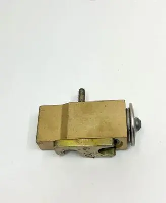 Mercedes-Benz SL R129 Air conditioning (A/C) expansion valve A2028300184 2028300184