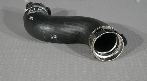 Mercedes-Benz Sprinter W907 W910 Intercooler hose/pipe A9075282300