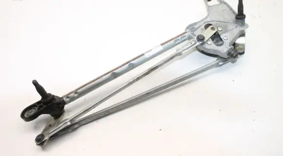 Ford Focus Front wiper linkage and motor 3397021996