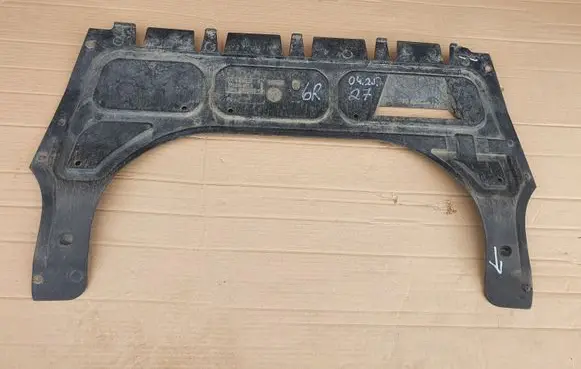 Volkswagen Polo V 6R Engine splash shield/under tray 6R0825237D