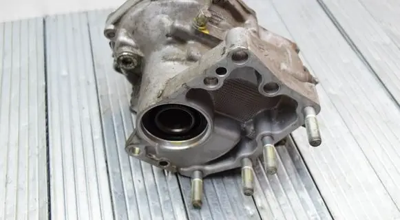 Toyota RAV 4 (XA40) Gearbox transfer box case 160506 4QB060
