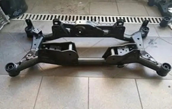Nissan X-Trail T30 Rear beam 4X4