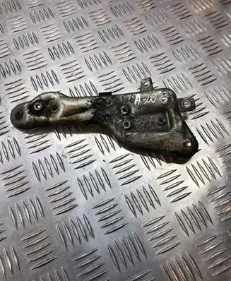 Mercedes-Benz E W212 Engine mounting bracket A6510901041