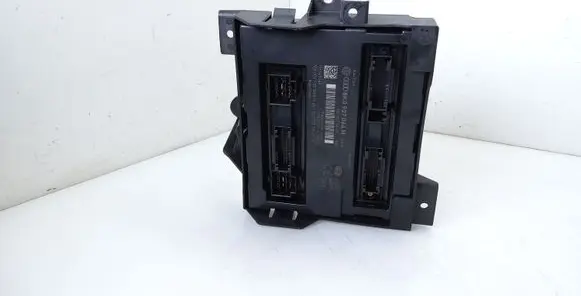 Audi A4 S4 B8 8K Comfort/convenience module 8K0907064M