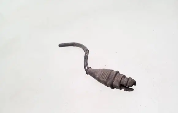 Volkswagen PASSAT B5 Outside/exterior temperature sensor 8D0820535