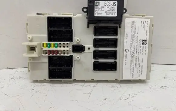 BMW 3 F30 F35 F31 Central body control module 6824381 937137401 9371374