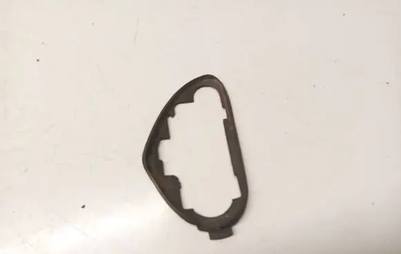 Mercedes-Benz E W211 Loading door cover/cap 