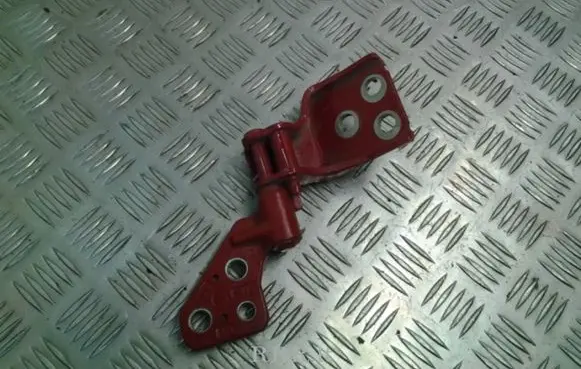 Citroen Berlingo Sliding door lower roller guide/hinge 080D14014