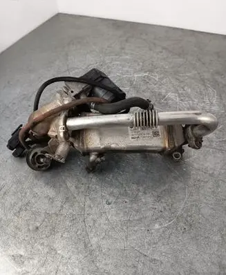 BMW X3 E83 EGR valve cooler 7812147 7805447