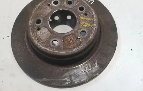 Honda FR-V Rear brake disc neventiliuojami