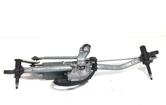 Front wiper linkage and motor