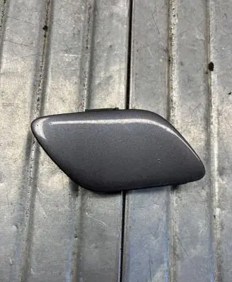 BMW 3 E90 E91 Front tow hook cap/cover 7128243