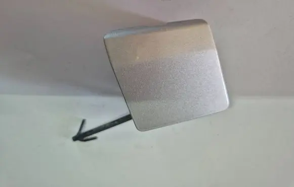 Renault Clio IV Front tow hook cap/cover 511800853R