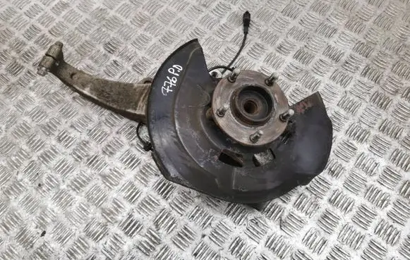 Infiniti Q50 Front wheel hub