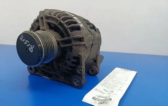 Seat Ibiza III (6L) Generator/alternator 045903023
