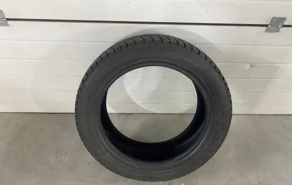 BMW 5 E60 E61 R17 winter/snow tires with studs 22550R17