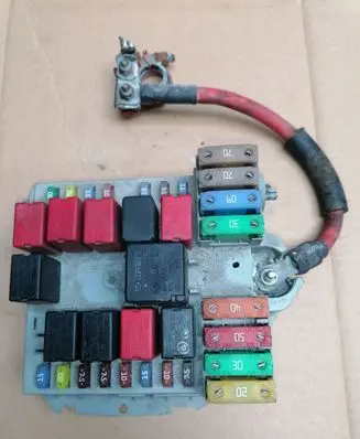 Lancia Musa Fuse module 51739431