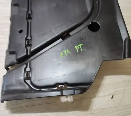 Renault Kangoo III Rear floor carpet liner R747