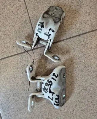Hyundai ix35 Rear door hinge set 