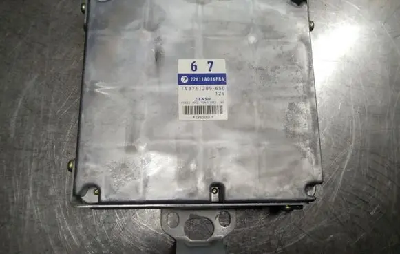 Subaru Legacy Engine control unit/module 22611AD86FRA TN9711209650
