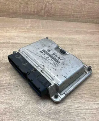 Skoda Fabia Mk1 (6Y) Engine control unit/module ECU 038906019AF 0281010289