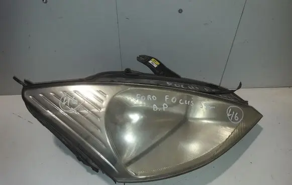 Ford Focus Headlight/headlamp