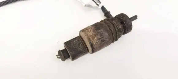 Skoda Octavia Mk2 (1Z) Windscreen/windshield washer pump