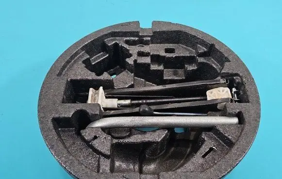 Skoda Rapid (NH) Lift Jack 6R0011031H IMPRK1491332
