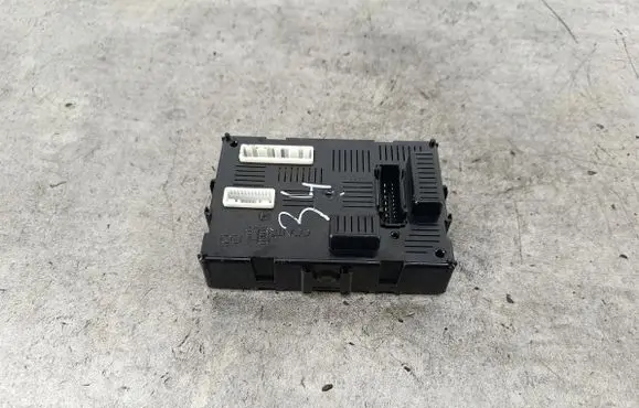 Renault Clio III Comfort/convenience module 